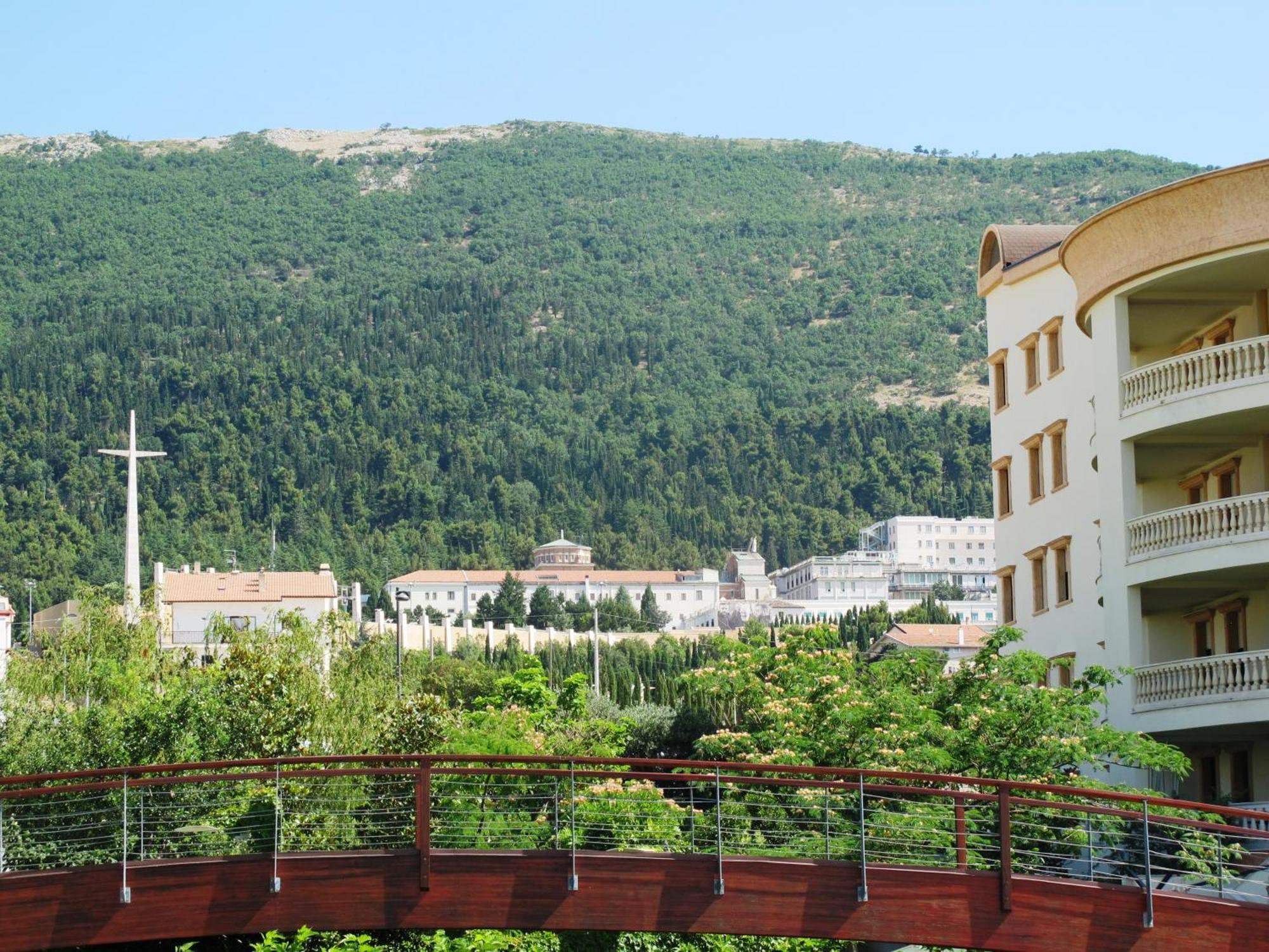 Gran Paradiso Hotel Spa San Giovanni Rotondo Exterior photo